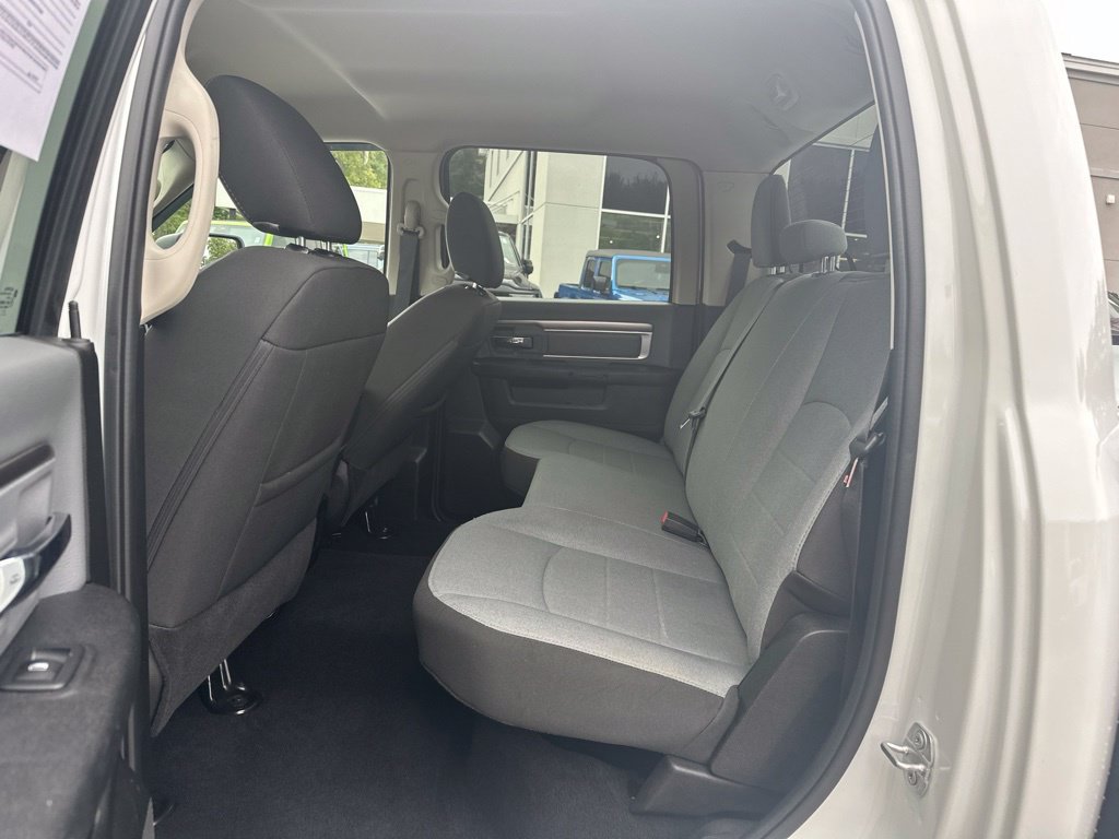 Used 2023 RAM 1500 Classic SLT AWD/4WD image 30
