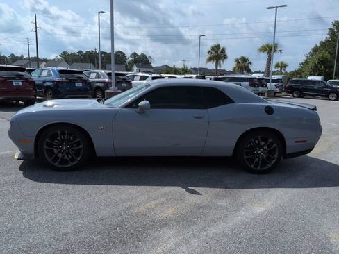 Used 2021 Dodge Challenger R/T Scat Pack RWD image 7