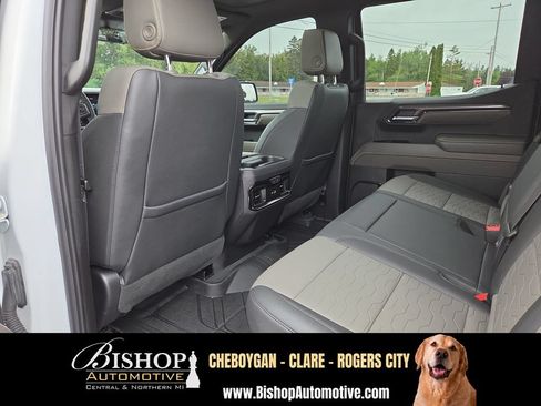Used 2023 Chevrolet Silverado 1500 ZR2 w/ Technology Package AWD/4WD image 19