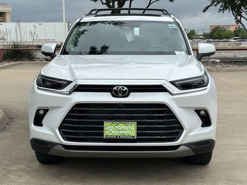New 2026 Toyota Grand Highlander FWD image 7