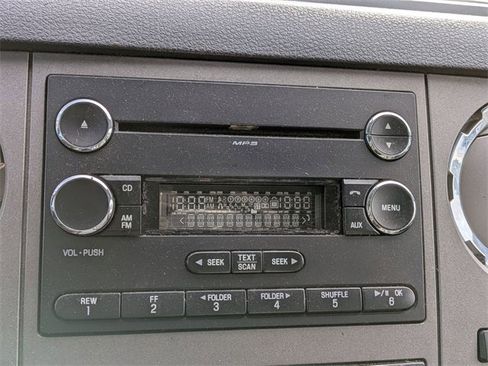 Used 2012 Ford F250 XLT w/ Snow Plow Prep Pkg image 16