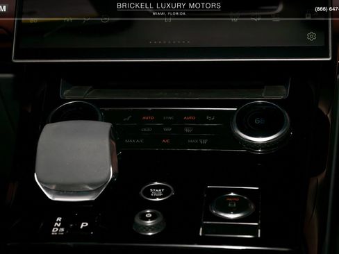 Used 2023 Land Rover Range Rover Sport SE Dynamic AWD/4WD image 32