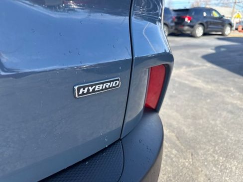 Used 2025 Ford Escape Platinum image 12