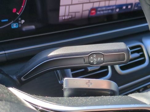 Used 2024 Mercedes-Benz GLE 450 4MATIC image 13