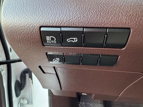 Used 2019 Lexus RX 350L AWD image 12