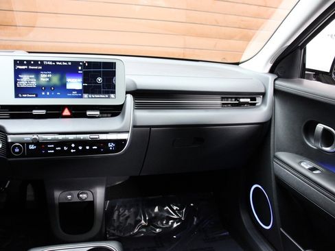 Used 2024 Hyundai Ioniq 5 Limited image 44