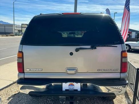Used 2003 Chevrolet Tahoe LT RWD image 3