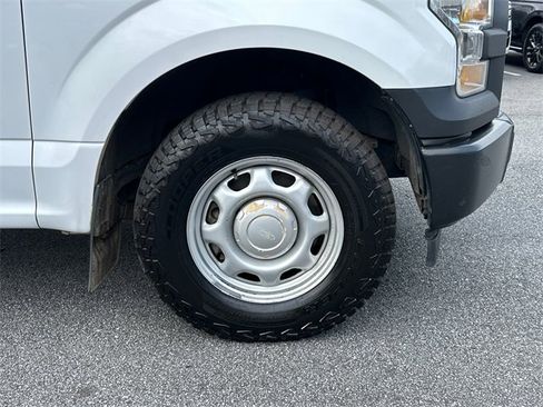 Used 2017 Ford F150 XL w/ Equipment Group 101A Mid image 12