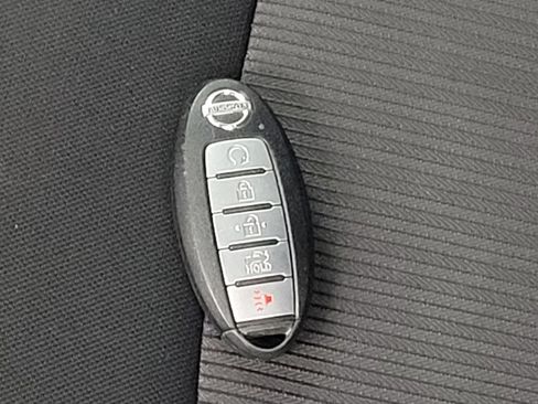 Used 2021 Nissan Sentra SV FWD image 32