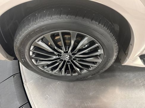 Used 2023 INFINITI QX80 Sensory w/ Cargo Package image 2