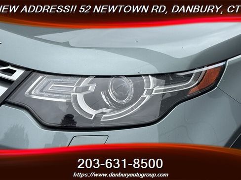 Used 2017 Land Rover Discovery Sport HSE Luxury AWD/4WD image 9