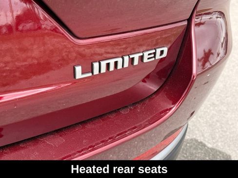 New 2026 Jeep Grand Cherokee Limited w/ Luxury Tech Group II RWD image 32
