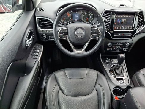 Used 2019 Jeep Cherokee Limited AWD/4WD image 11