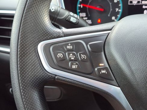 Used 2022 Chevrolet Equinox LS FWD image 4