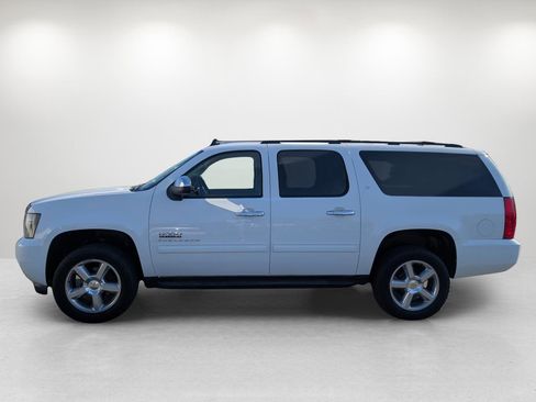 Used 2011 Chevrolet Suburban LT w/ Texas Edition image 8