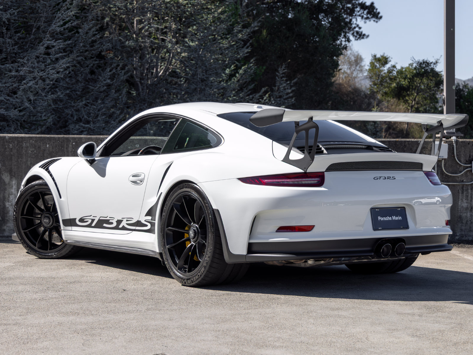 Used 2016 Porsche 911 GT3 RS RWD image 3
