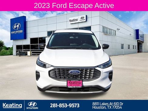 Used 2023 Ford Escape Active image 2