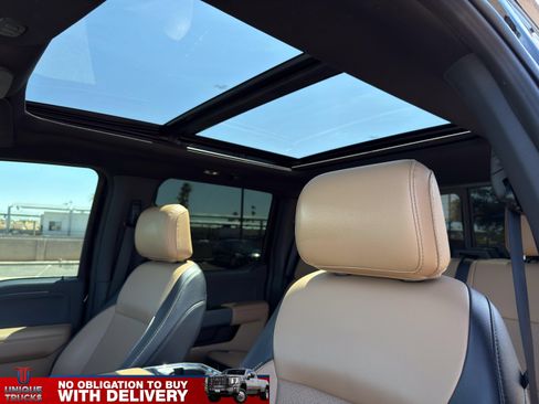 Used 2023 Ford F250 Lariat w/ FX4 Off-Road Package AWD/4WD image 19