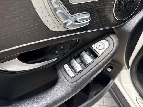 Certified 2021 Mercedes-Benz GLC 300 image 19