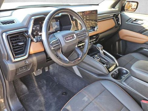 Used 2024 GMC Canyon AT4 image 10