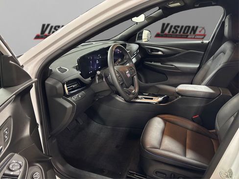Used 2025 Buick Envista Sport Touring w/ Convenience I Package FWD image 9