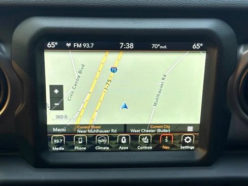 Used 2023 Jeep Gladiator Sport AWD/4WD image 28