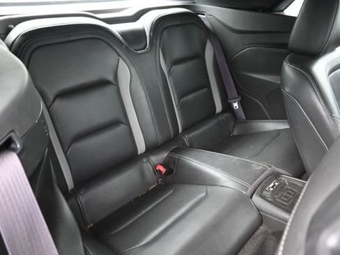 Used 2017 Chevrolet Camaro LT RWD image 9