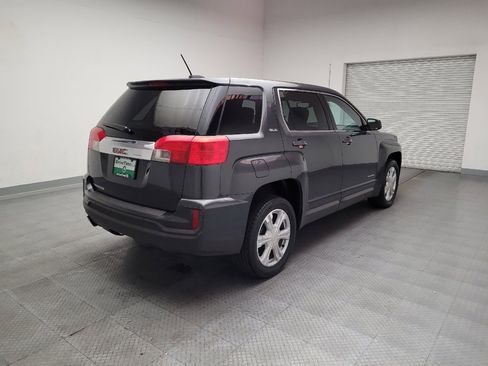 Used 2017 GMC Terrain SLE FWD image 9