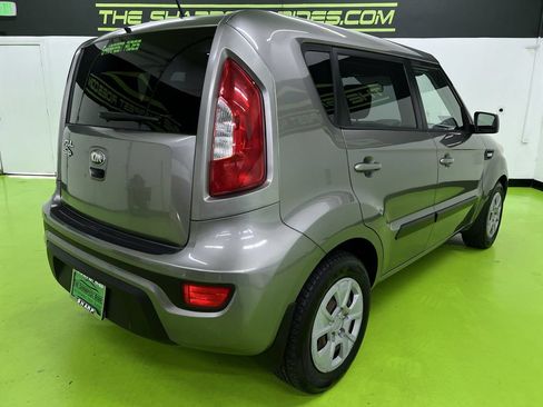 Used 2013 Kia Soul FWD image 10