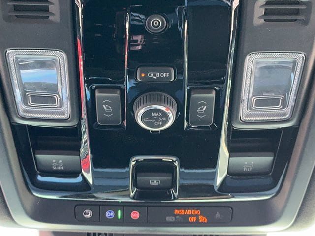 Used 2026 Cadillac Escalade V AWD/4WD image 26