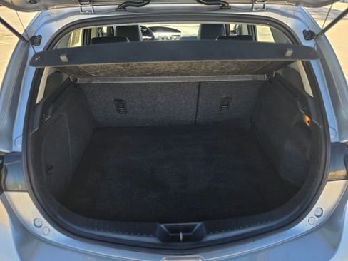 Used 2013 MAZDA MAZDA3 i Grand Touring w/ Tech Pkg image 9