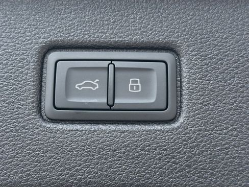 New 2026 Audi Q7 2.0T Premium AWD/4WD image 13
