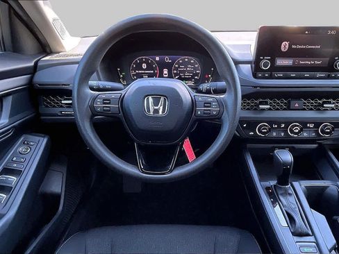 Used 2025 Honda Accord SE image 5
