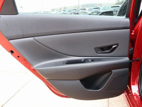 New 2025 Hyundai Elantra Sport image 17