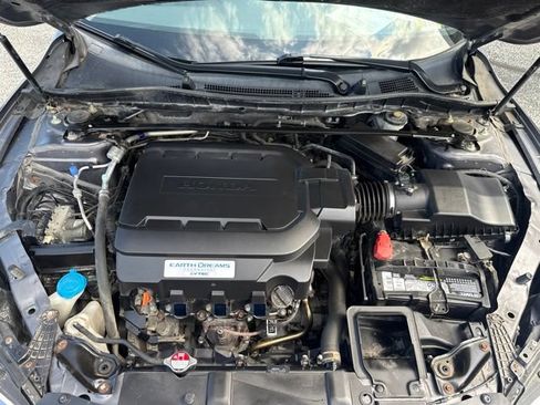 Used 2017 Honda Accord EX-L image 12