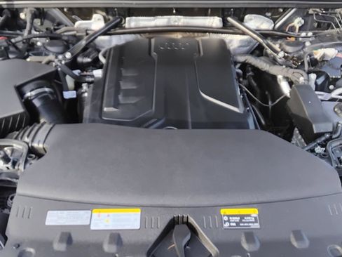 Certified 2025 Audi Q5 Premium Plus w/ Premium Plus image 15