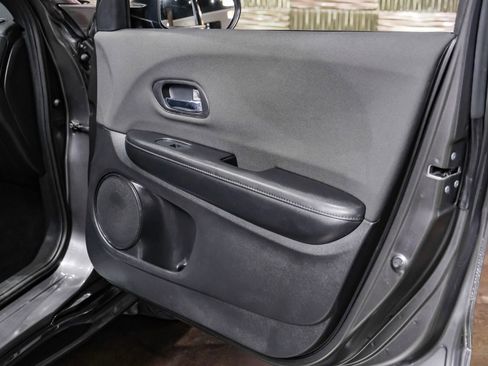 Used 2022 Honda HR-V Sport image 36