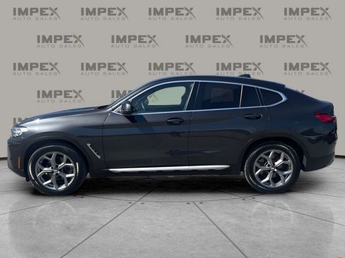 Used 2024 BMW X4 xDrive30i image 2