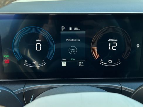 New 2026 Hyundai Santa Fe SE image 9