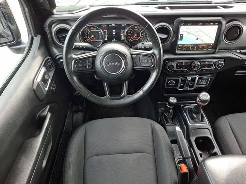 Used 2022 Jeep Wrangler Unlimited Sport AWD/4WD image 12