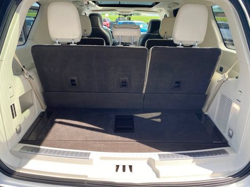 Used 2020 Lincoln Navigator Black Label w/ Cargo Convenience Package AWD/4WD image 24