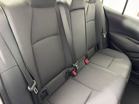 Used 2025 Toyota Corolla LE FWD image 32