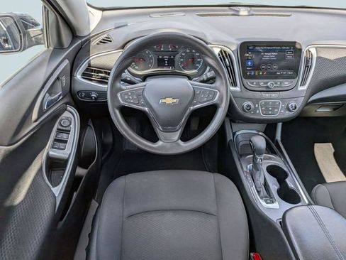Used 2023 Chevrolet Malibu LT FWD image 14