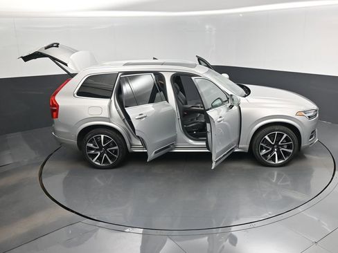 Used 2023 Volvo XC90 B6 Plus w/ Protection Package AWD/4WD image 18