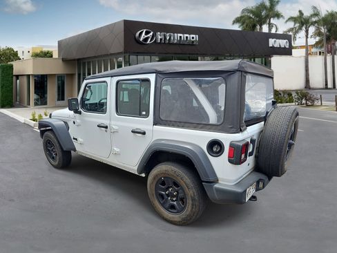 Used 2023 Jeep Wrangler Unlimited Sport AWD/4WD image 6