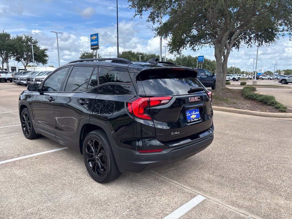 Used 2020 GMC Terrain SLE w/ Driver Convenience Package FWD image 7