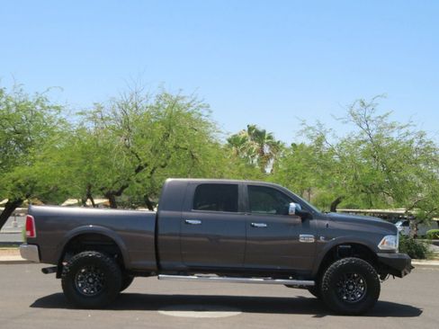 Used 2016 RAM 2500 Longhorn w/ Convenience Group AWD/4WD image 3