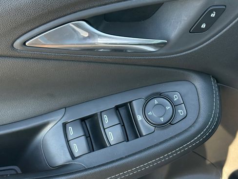 Used 2024 Buick Encore GX Sport Touring w/ Comfort Package image 18