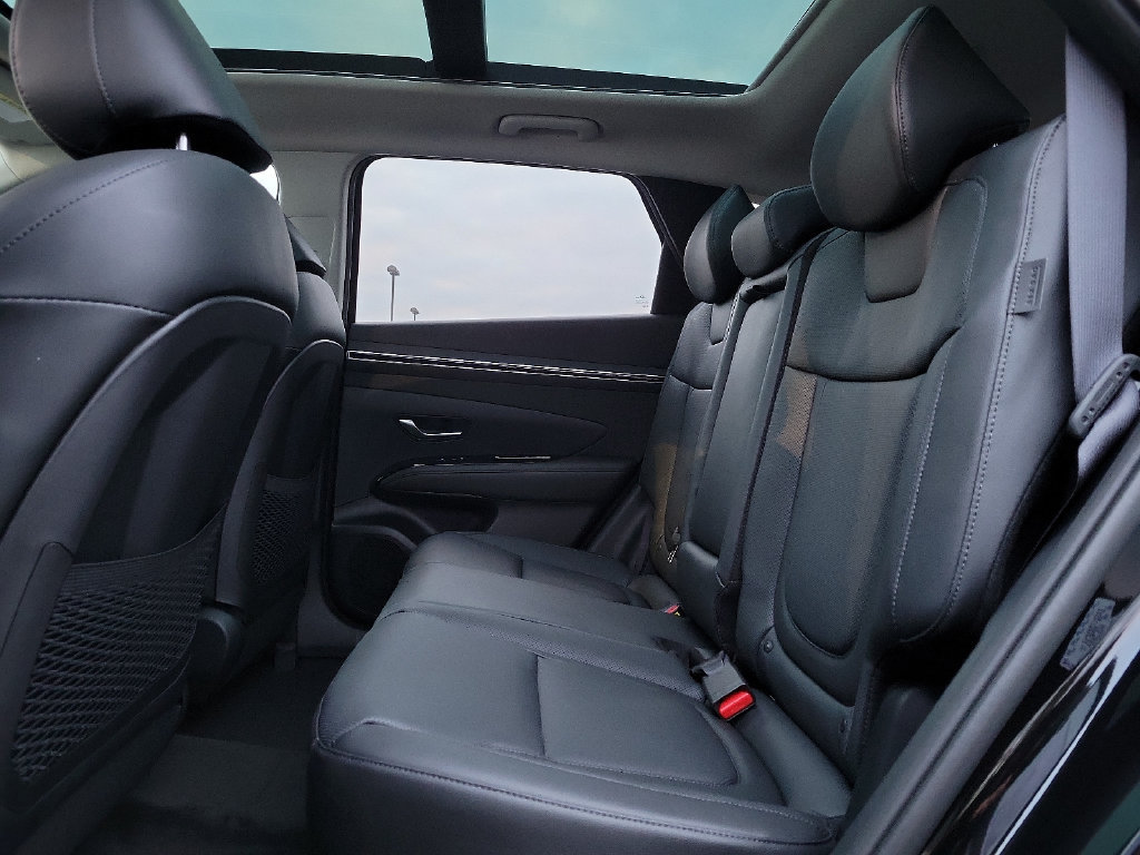 New 2024 Hyundai Tucson Limited AWD/4WD image 8