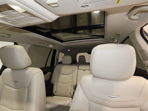 Certified 2024 Cadillac XT6 Premium Luxury image 17